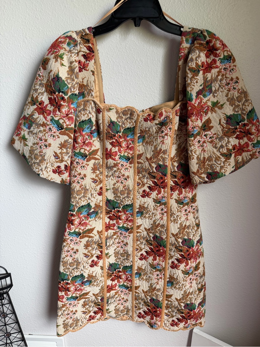 NWT Adelyn Rae Silvie Tapestry Square Neck Floral Puff Short Sleeve Sheath Dress - Picture 6 of 11